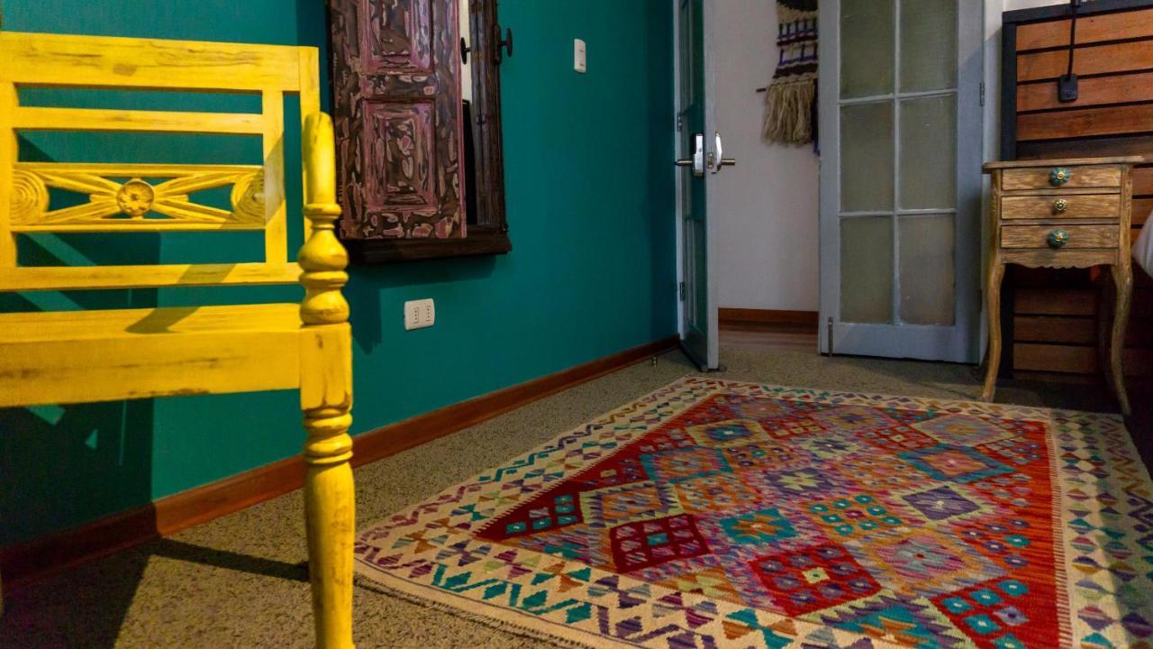 Bed and Breakfast Casa Amma Сантьяго Экстерьер фото